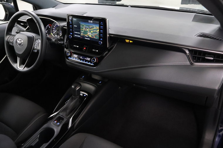 Vehicle Image 9
