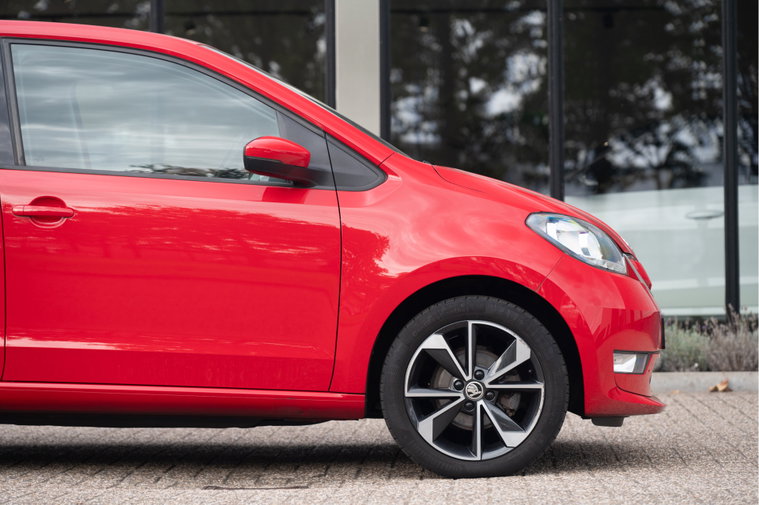 Vehicle Image 7