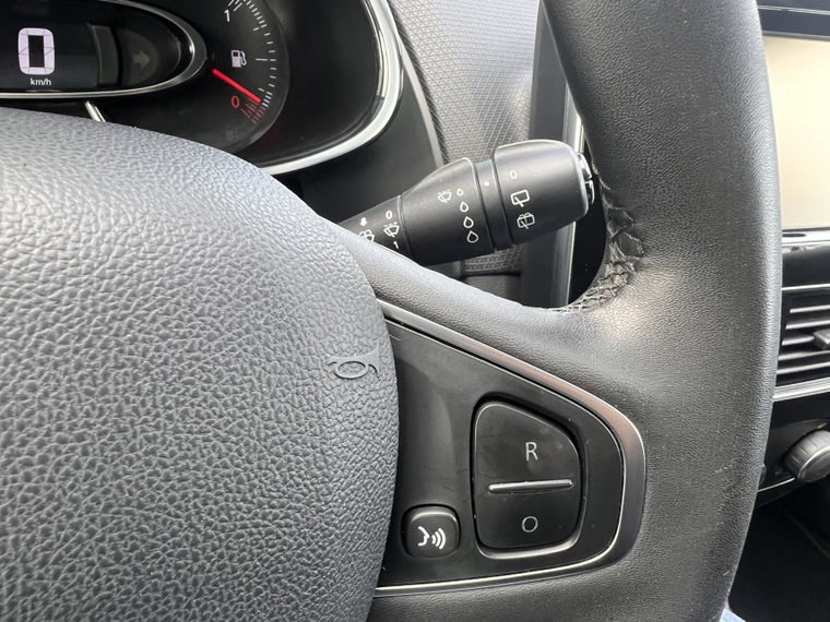 Vehicle Image 38