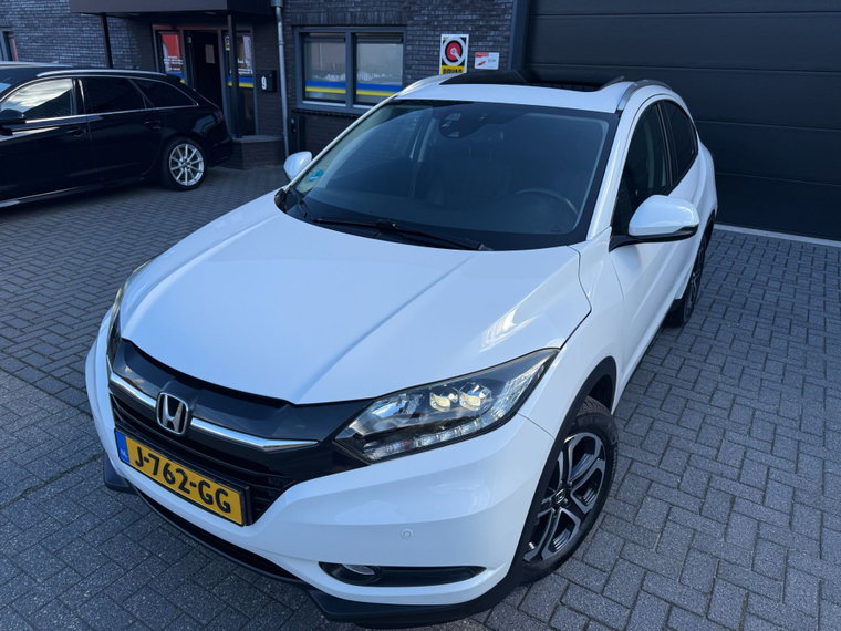 Vehicle Image 13