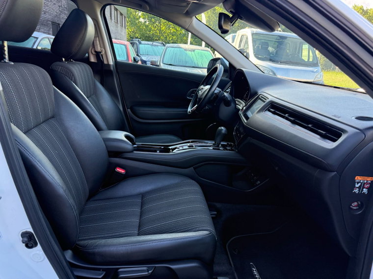 Vehicle Image 33
