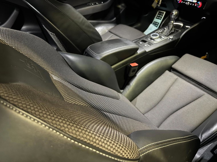 Vehicle Image 35