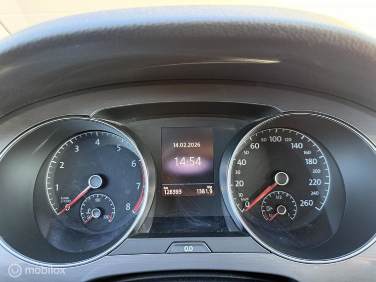 Vehicle Image 38