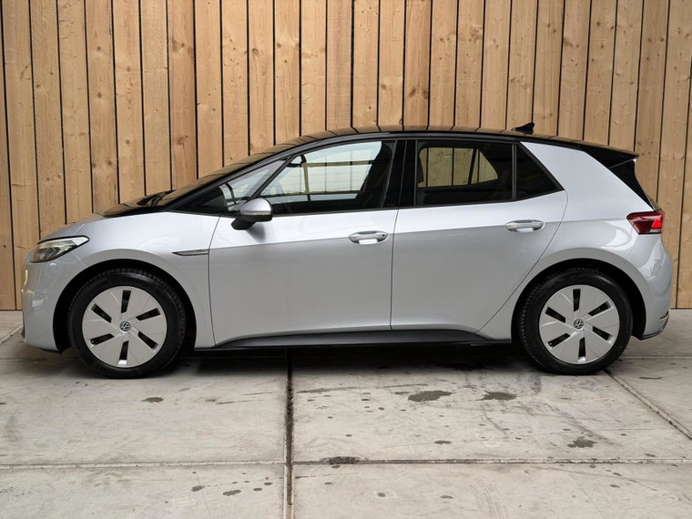 Vehicle Image 38