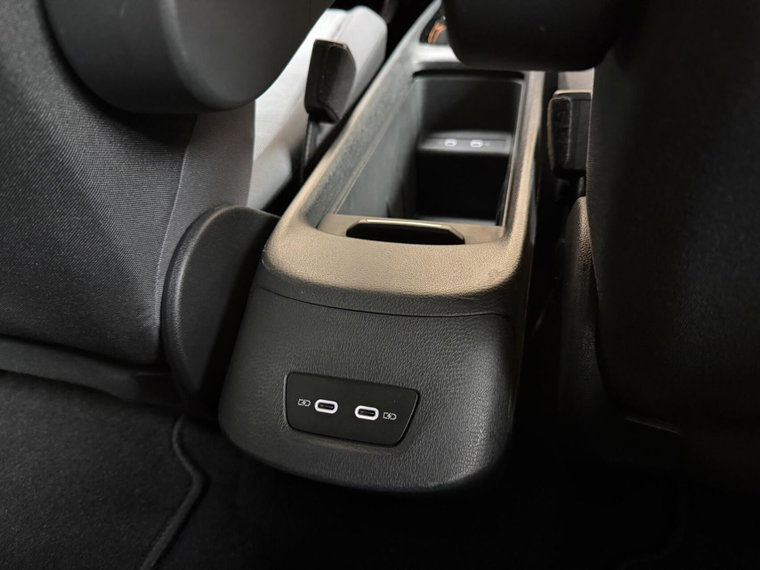 Vehicle Image 46