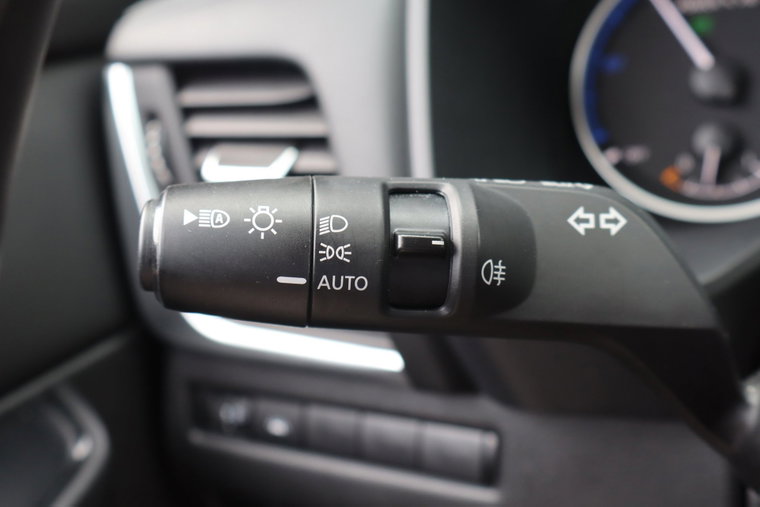 Vehicle Image 24