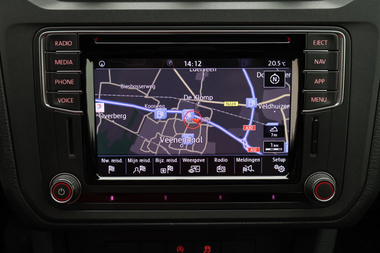 Vehicle Image 32