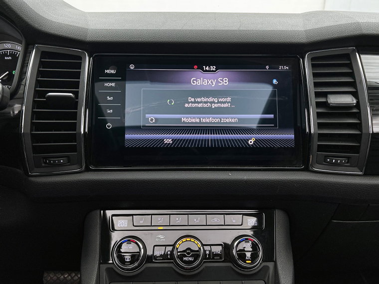 Vehicle Image 25