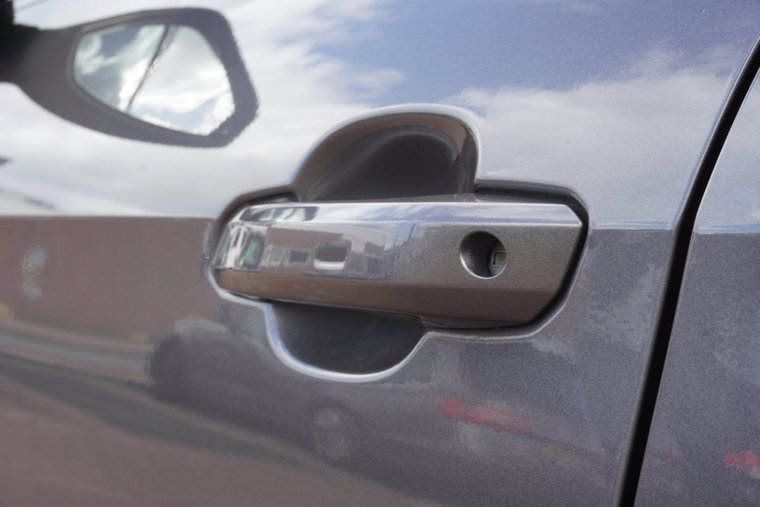 Vehicle Image 16