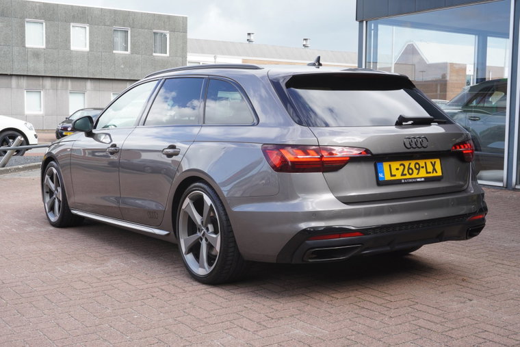 Vehicle Image 6