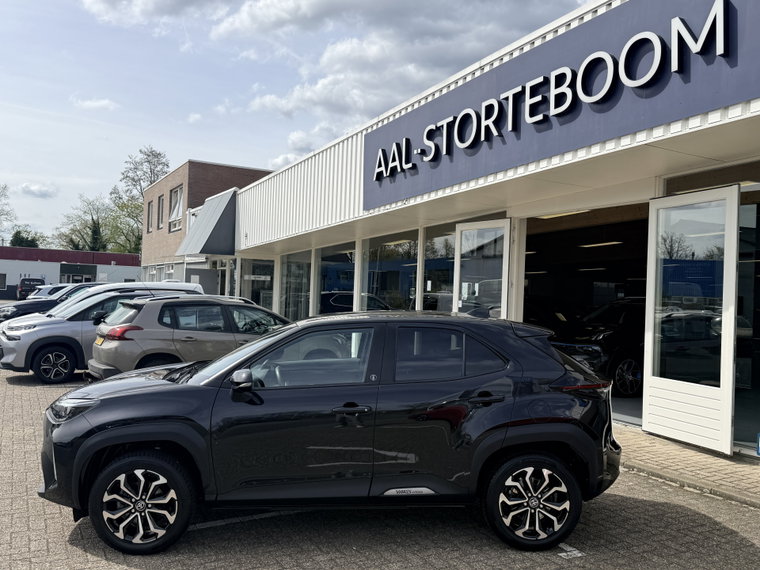 Vehicle Image 14