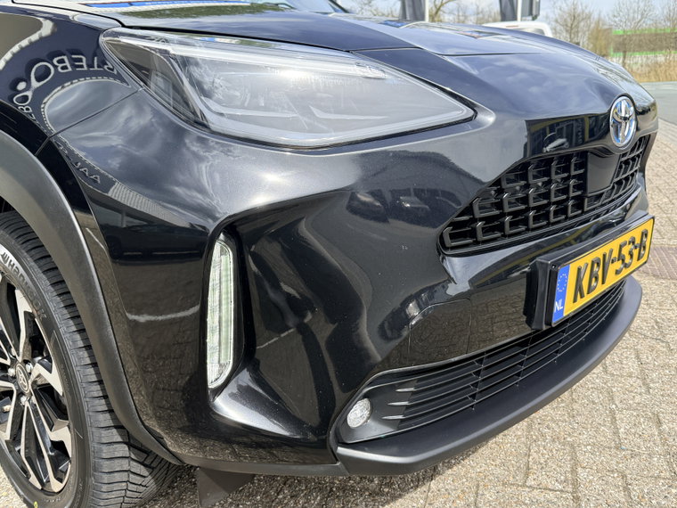 Vehicle Image 15