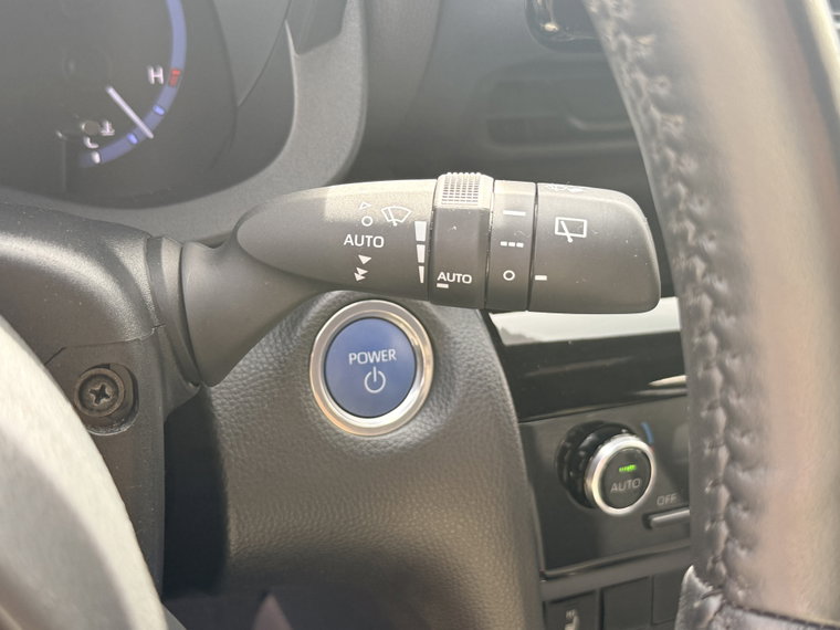 Vehicle Image 24