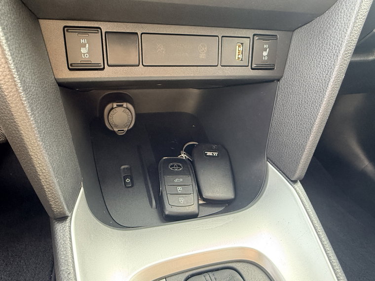 Vehicle Image 30