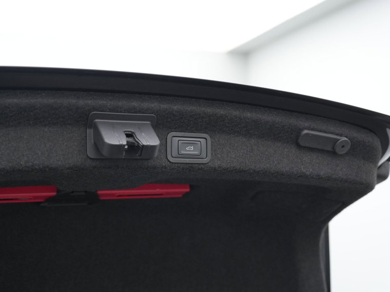 Vehicle Image 41