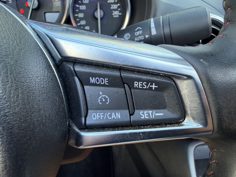 Vehicle Image 23