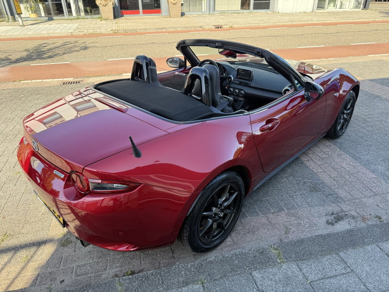 Vehicle Image 35