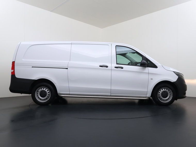 Vehicle Image 27