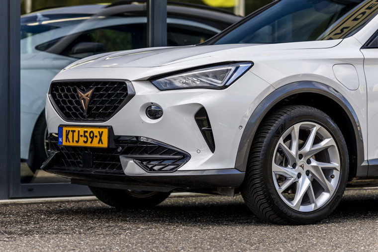 Vehicle Image 15