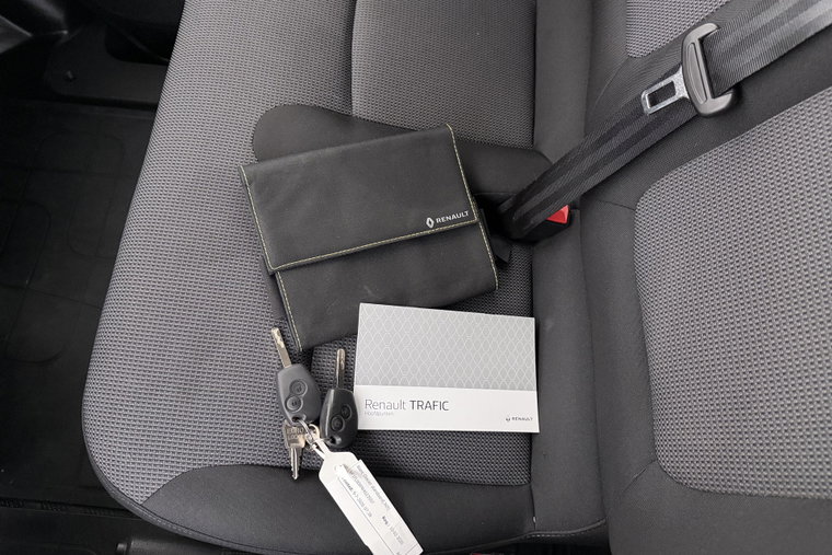 Vehicle Image 21