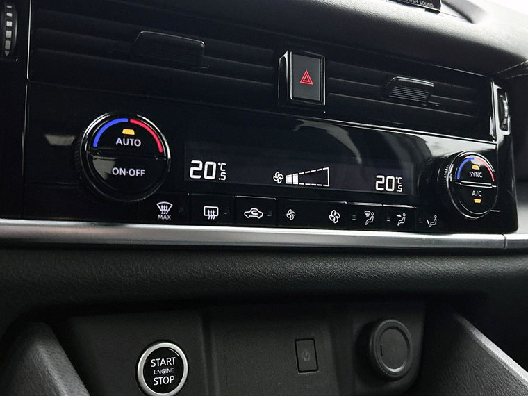 Vehicle Image 26