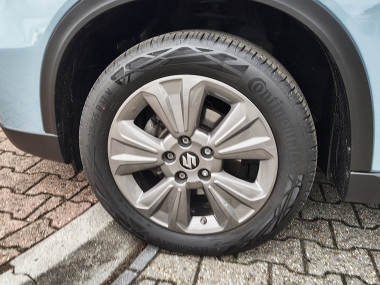 Vehicle Image 36