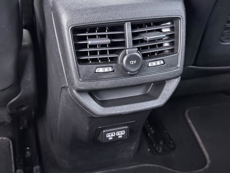 Vehicle Image 26