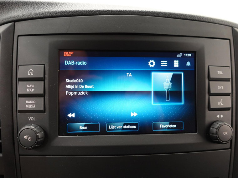 Vehicle Image 26
