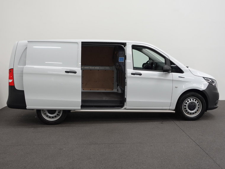 Vehicle Image 39