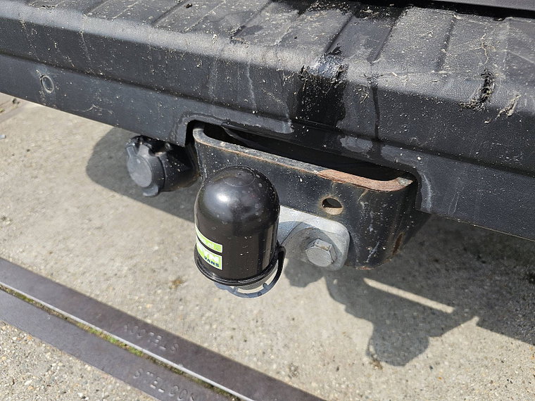 Vehicle Image 13