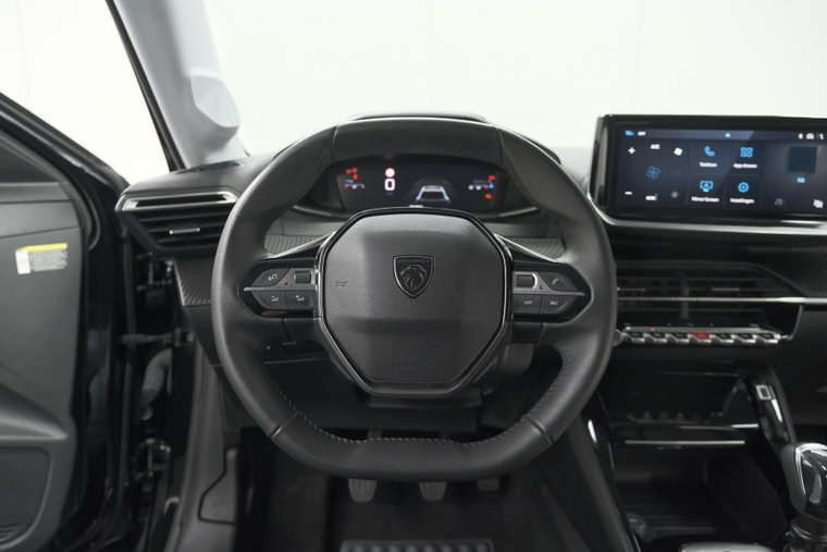Vehicle Image 27