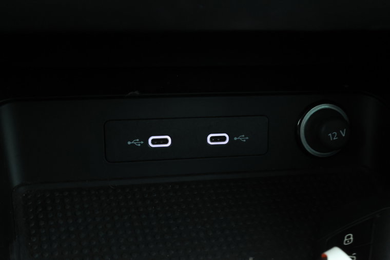 Vehicle Image 27