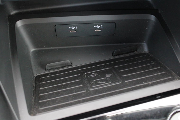 Vehicle Image 38