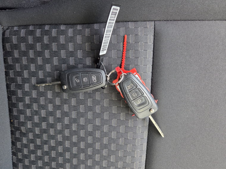 Vehicle Image 21