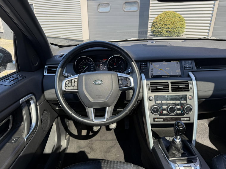 Vehicle Image 24