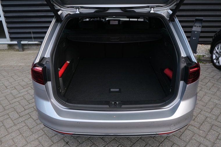 Vehicle Image 33