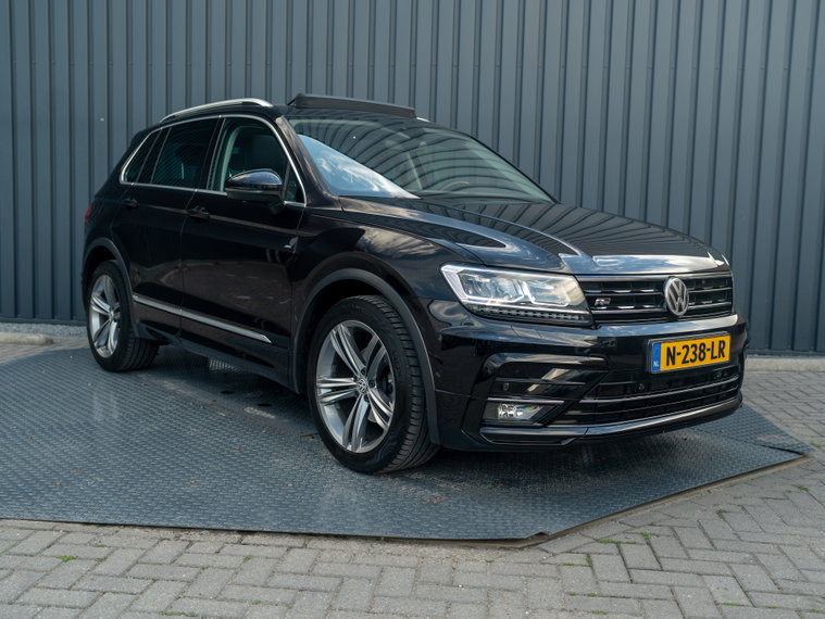 Vehicle Image 24