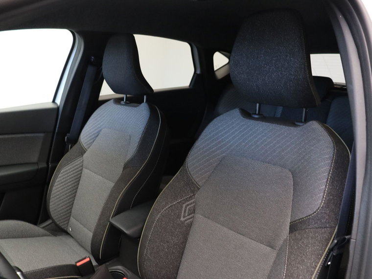 Vehicle Image 40