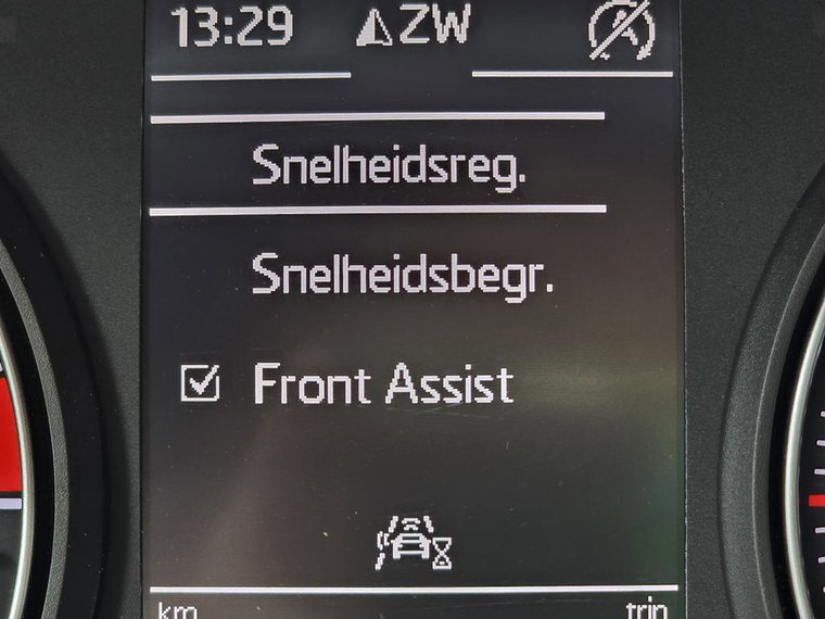 Vehicle Image 24