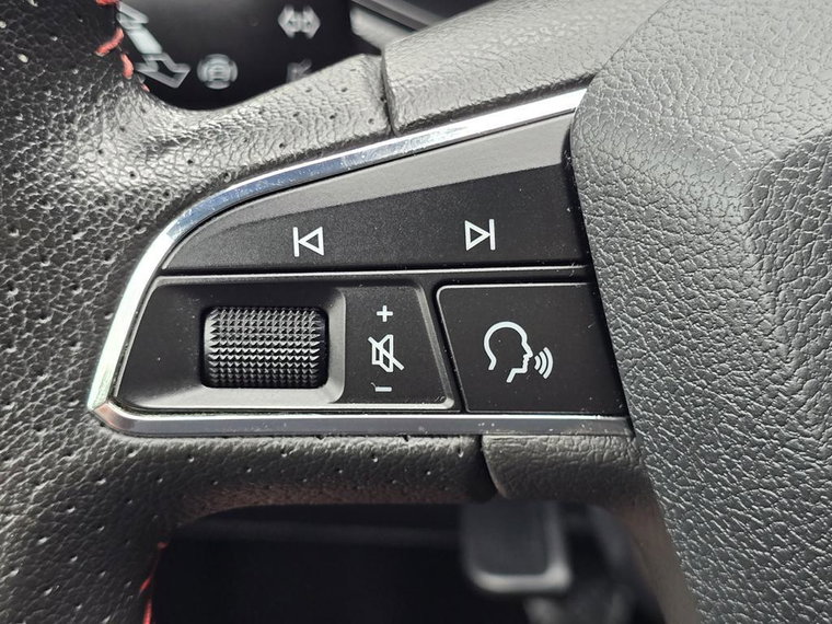 Vehicle Image 27