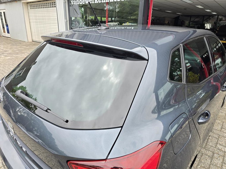 Vehicle Image 37