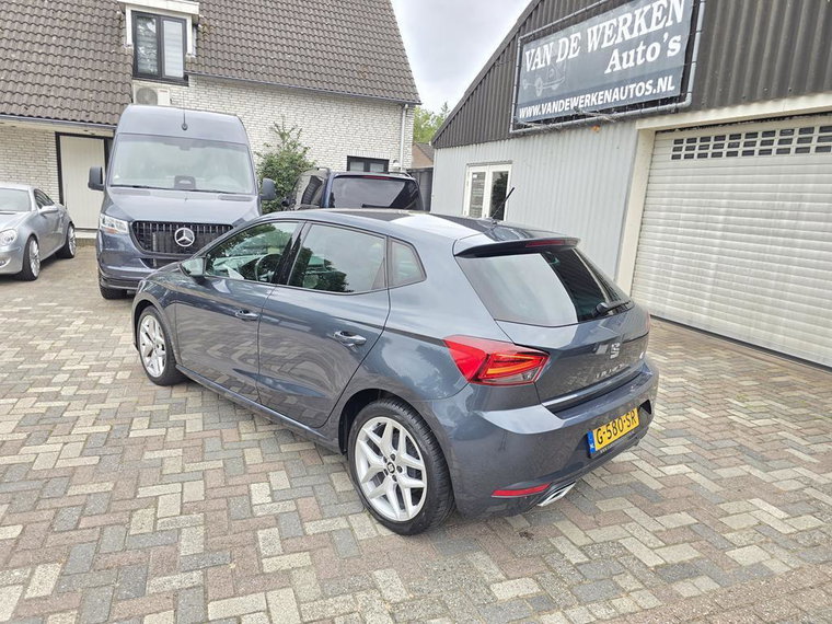 Vehicle Image 39
