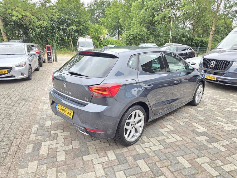 Vehicle Image 45