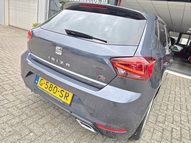 Vehicle Image 48
