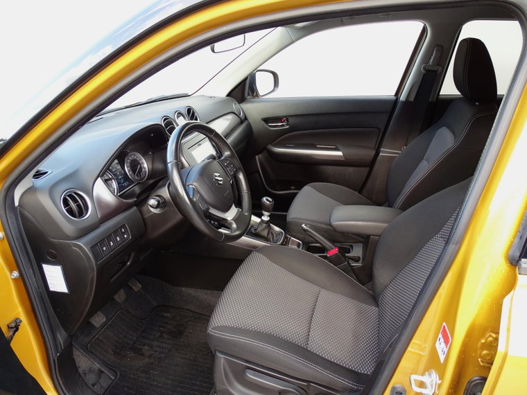 Vehicle Image 8