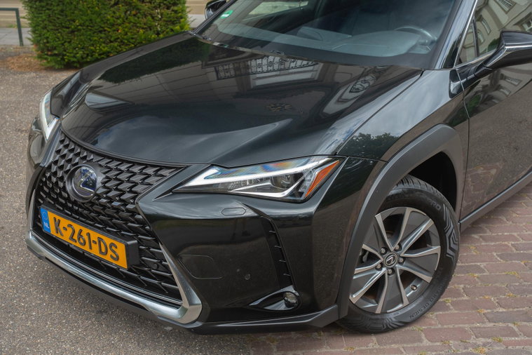 Vehicle Image 15