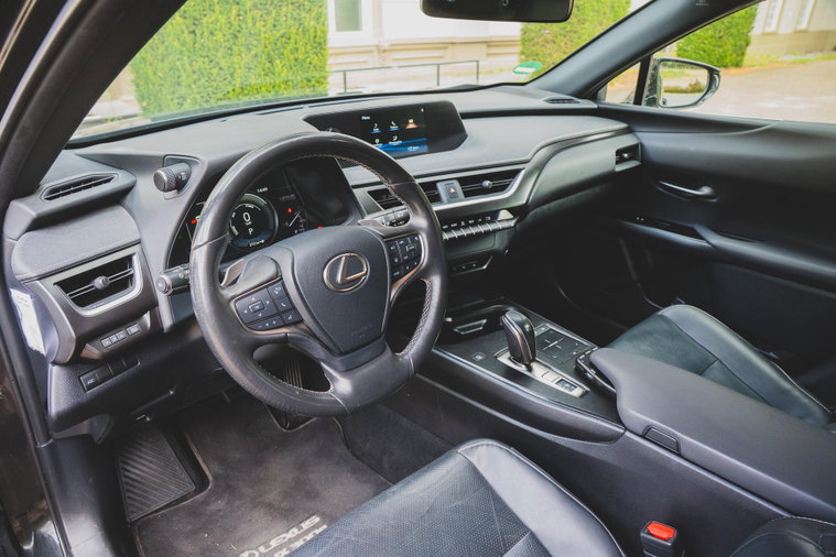 Vehicle Image 19