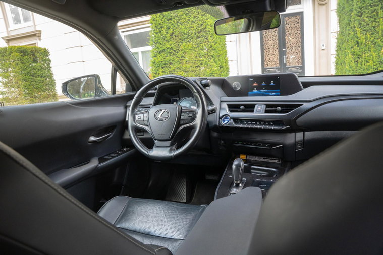 Vehicle Image 35