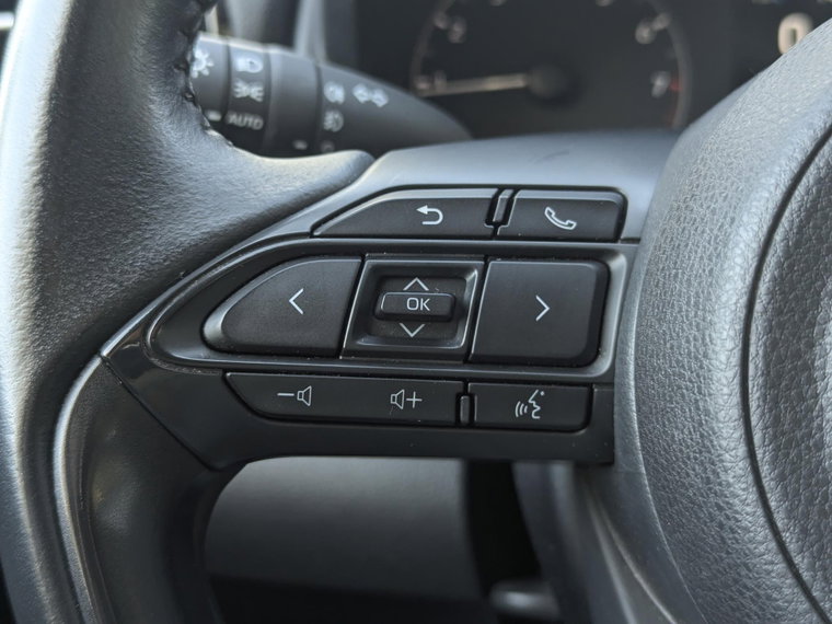 Vehicle Image 22