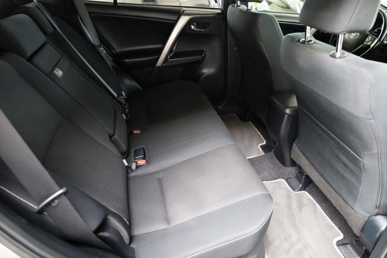 Vehicle Image 36